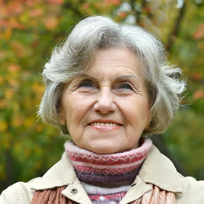 Claudia, 72
